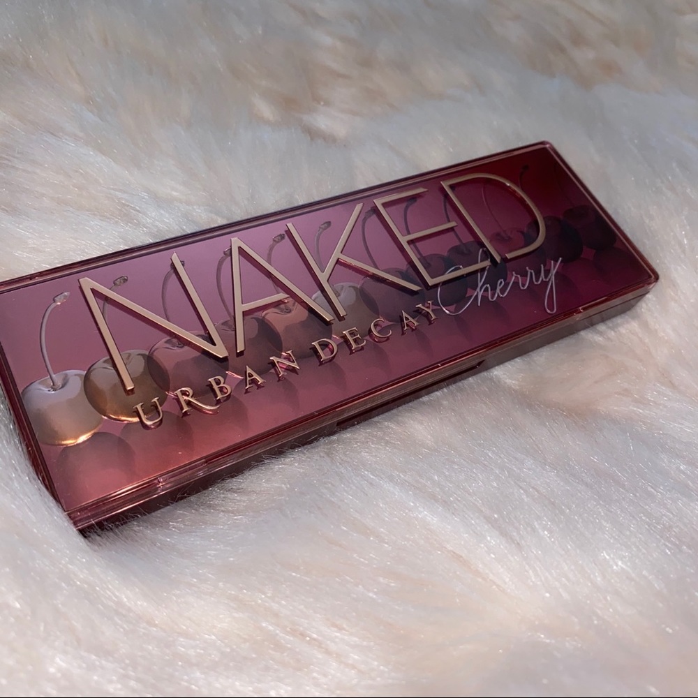 NWT Urban Decay Naked Cherry Eyeshadow Palette - Picture 3 of 8
